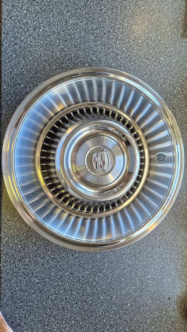Cadillac 1961 navkapslar, 4 st